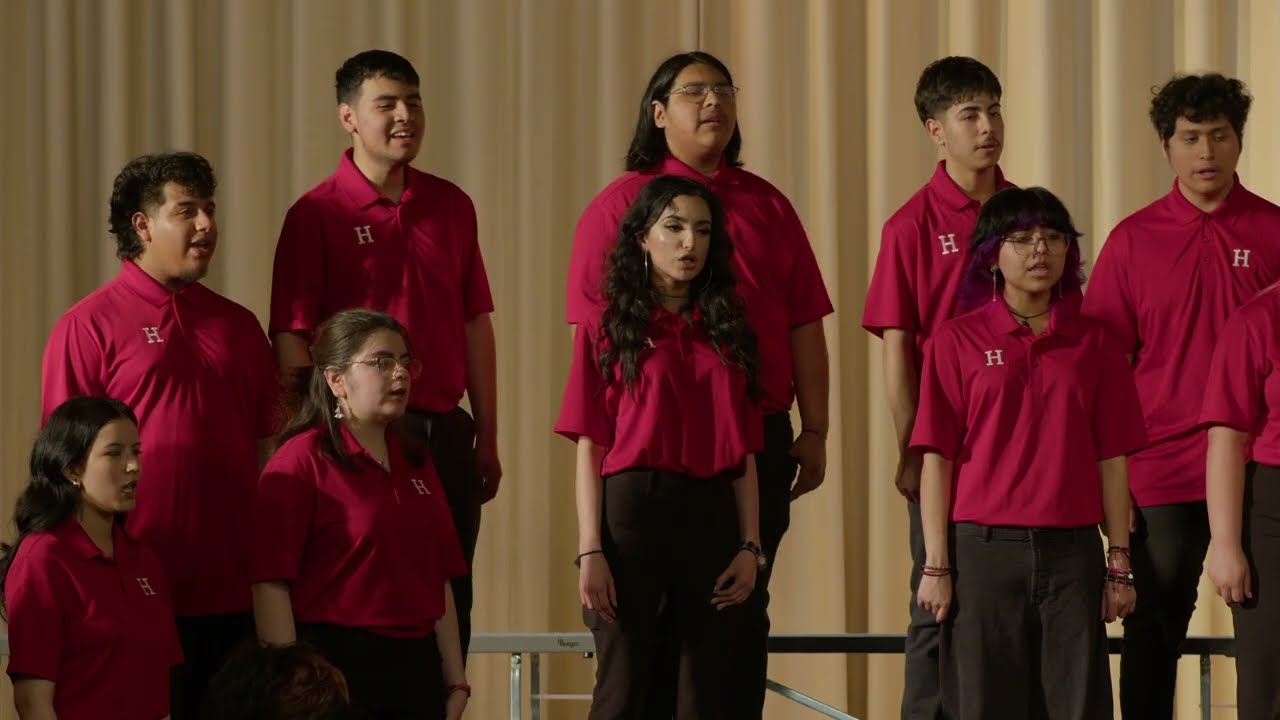 Elisa Schmelkes - El pájaro perdido. Hubbard High School Choir