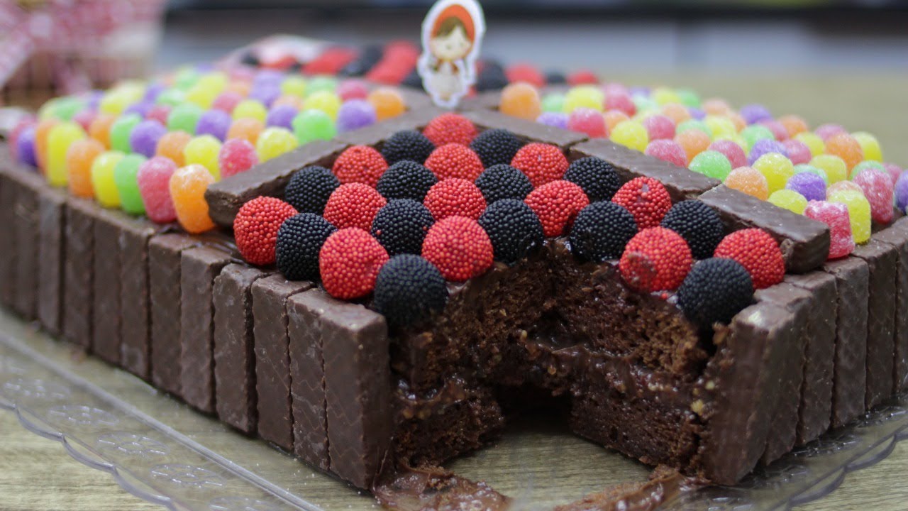 BOLO DE FESTA, MUITO FACIL DE FAZER