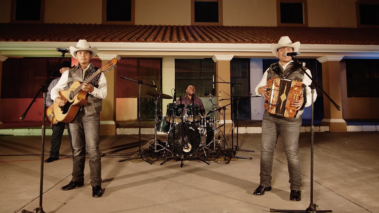 Los Dos de Tamaulipas - De Culiacán a las Cañas (Video Musical)