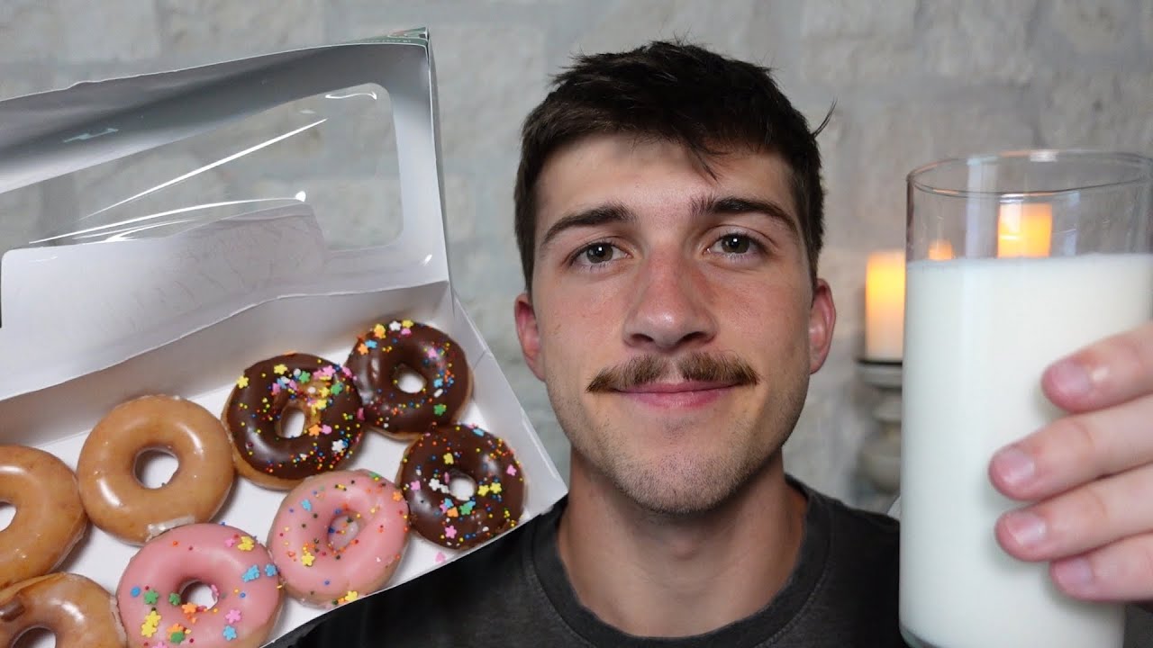 ASMR Krispy Kreme MINI Doughnuts Mukbang | Расслабляющие звуки еды для снятия стресса