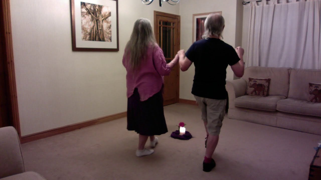 Ajde Jano - Circle Dance with Cindy & Adrian