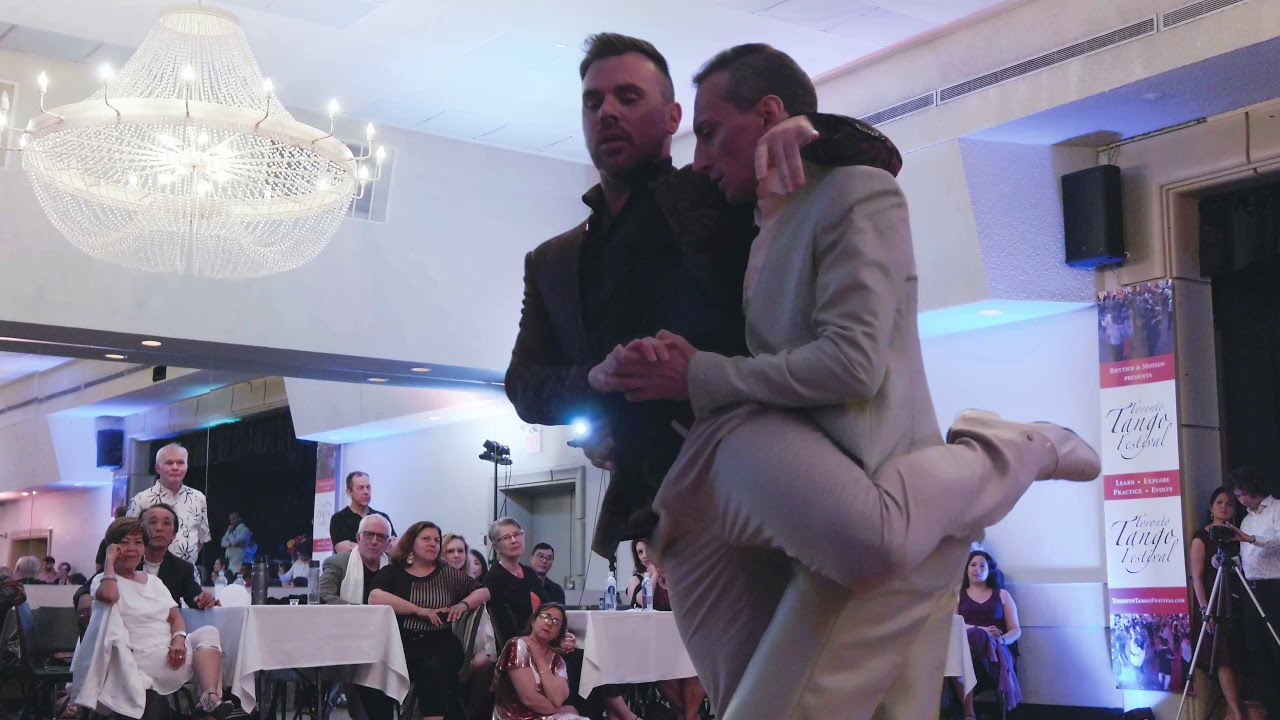 Martin & Maurizio dance tango @ Toronto Tango Festival 2018 (2 of 4)