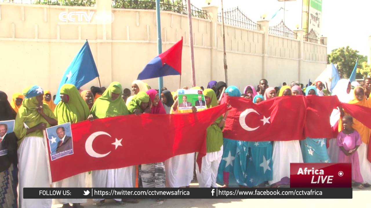 Hundreds march to support  Turkey government, condemn coup attempt