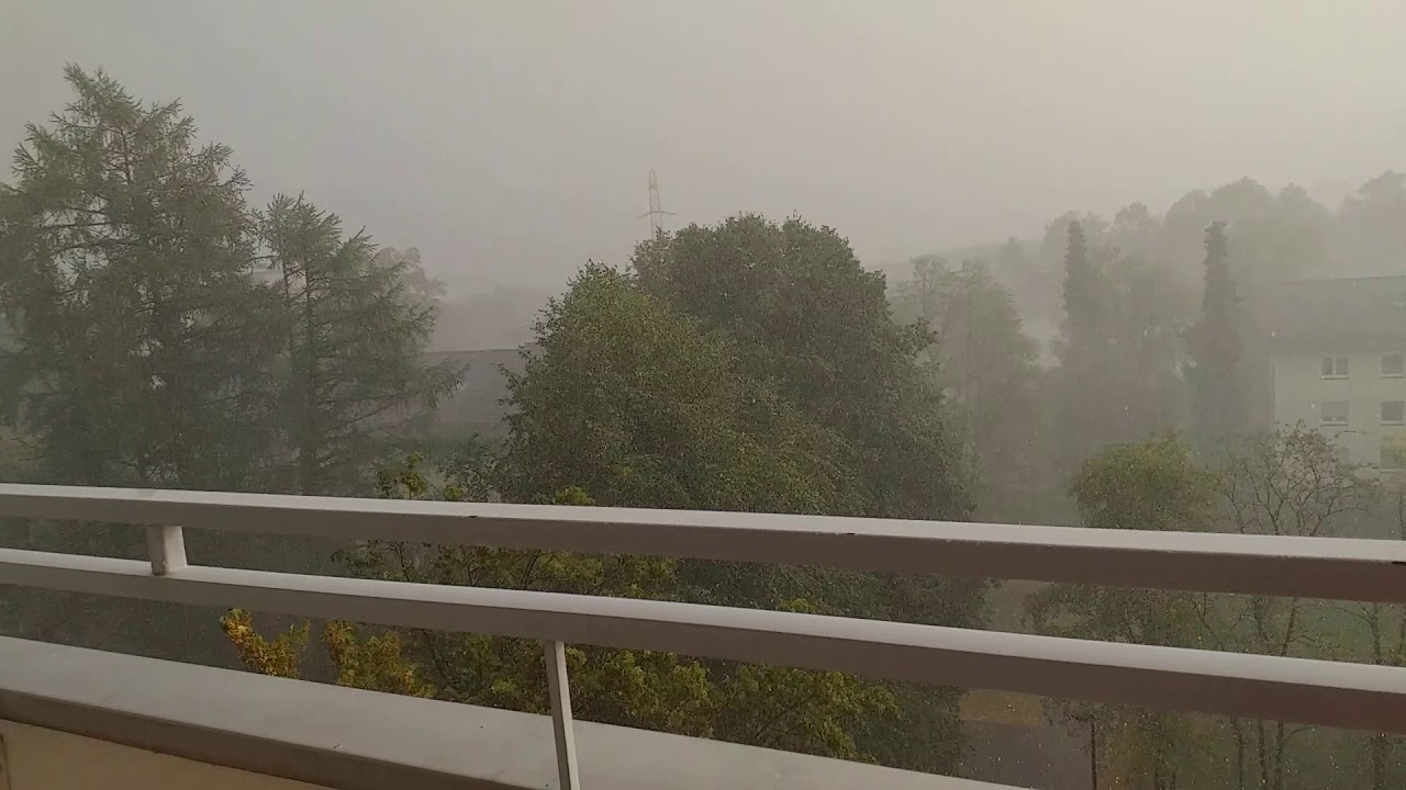 28.8.2019. Gewitterfallb&ouml;e mit Hagel dabei gewesen in Meschede am Abend!😱⛈️🌬️❄️🏙️