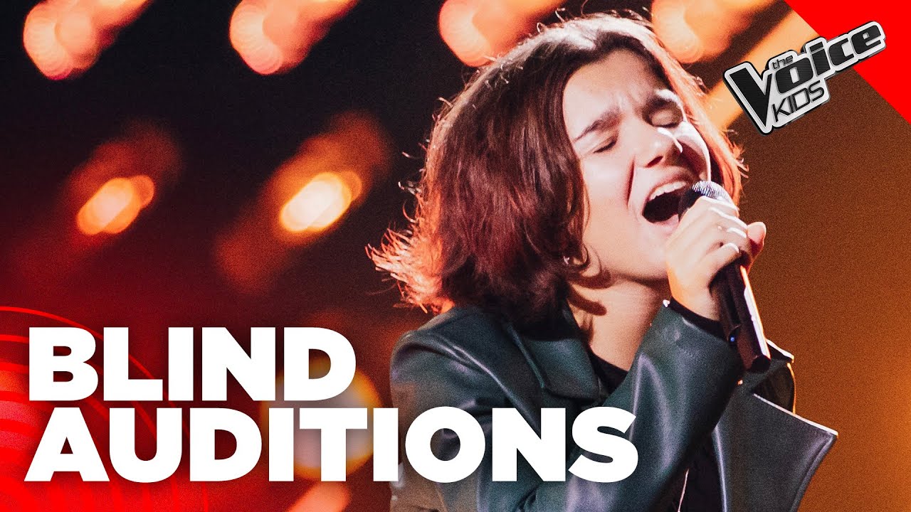 ELISA ci stupisce con “Anche Fragile” di Elisa | The Voice Italy Kids | Blind Auditions
