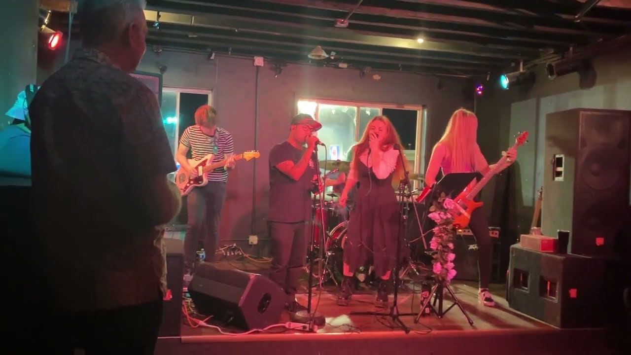 Headless Mary - Pyres I live at Corktown Tavern 5/10/24