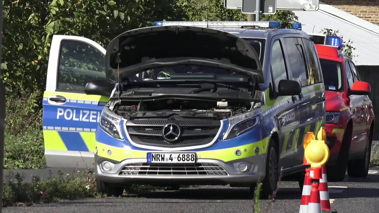 Brennender Funkstreifenkraftwagen in Alfter am 27.09.24
