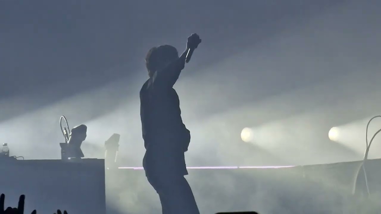 Bad Omens - Artificial Suicide live AFAS Amsterdam 13/12/2025