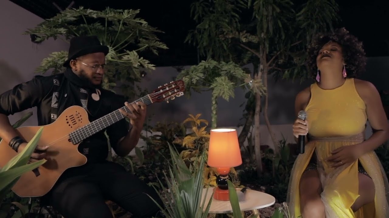 Amor é Sabor (LIVE @ HOME)