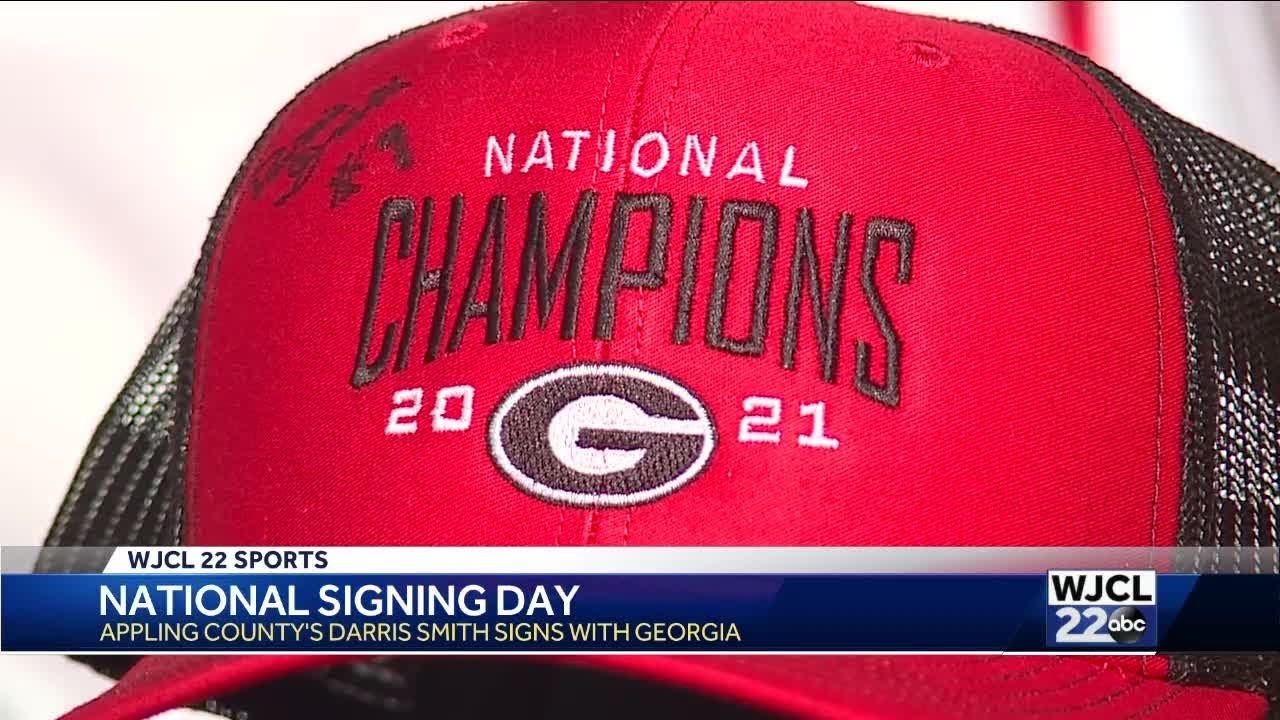 Darris Smith signs with Georgia