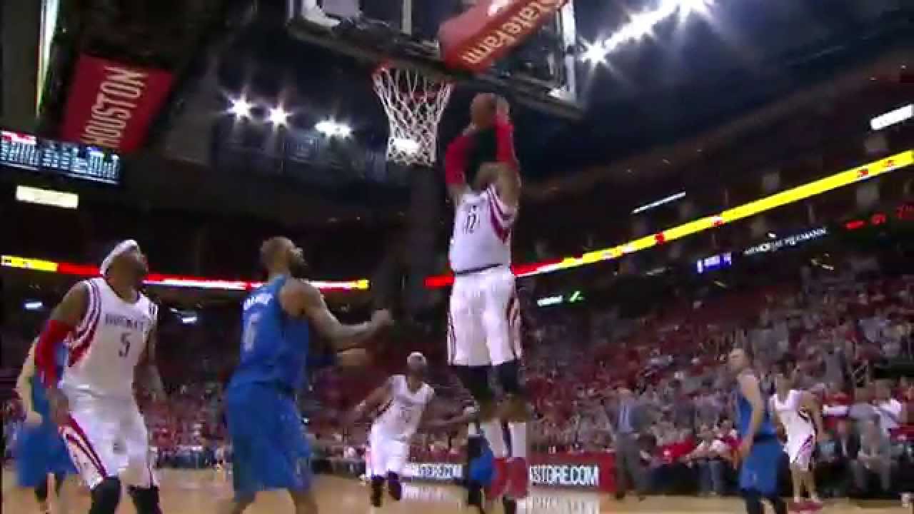 Howard and Smith Launch Aerial Attack vs. Mavericks
