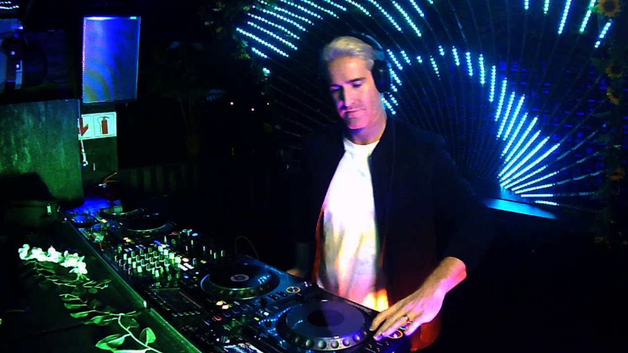 Dean Fuel - livestream DJ set recorded at Club RESET for DreamStream Online Festival | 26 June 2020