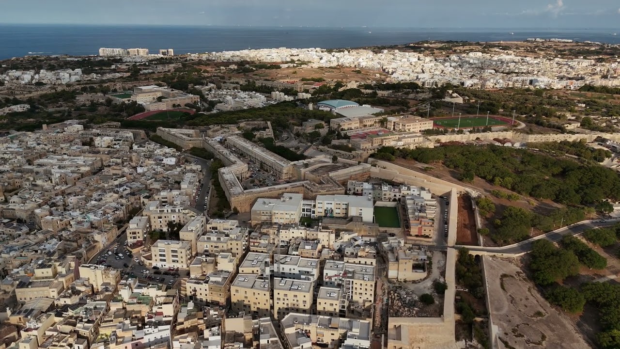 Flight drone over to the Smart City in Malta and back!