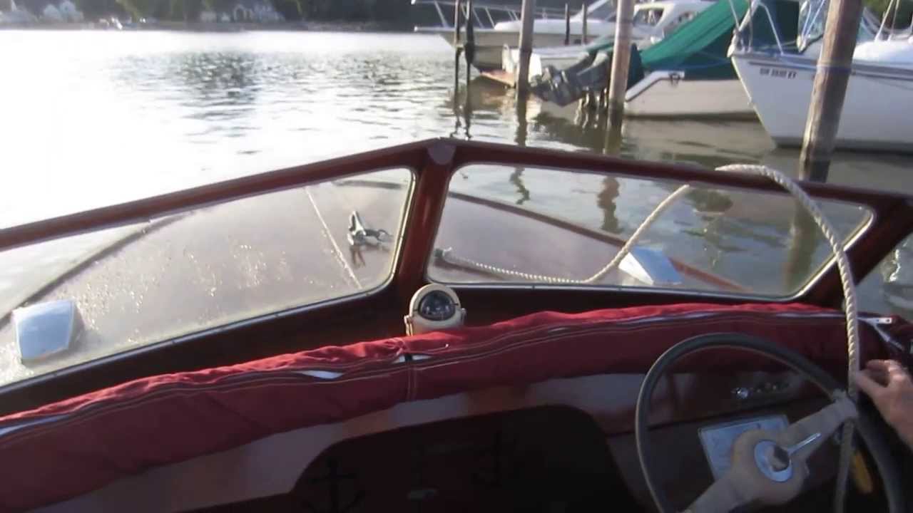 1957 LYMAN RUNABOUT    NO WAKE CRUISE  WOOD RUNABOUT WOODEN CLASSIC LIKE CHRIS CRAFT OR GARWOOD