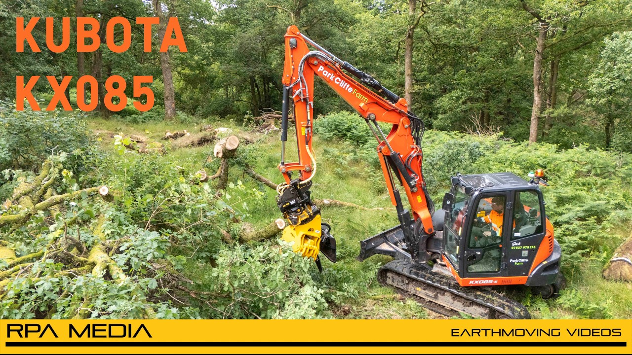Park Cliffe Farm's Kubota KX085 with Engcon tiltrotator and grapple saw clearing windblown trees