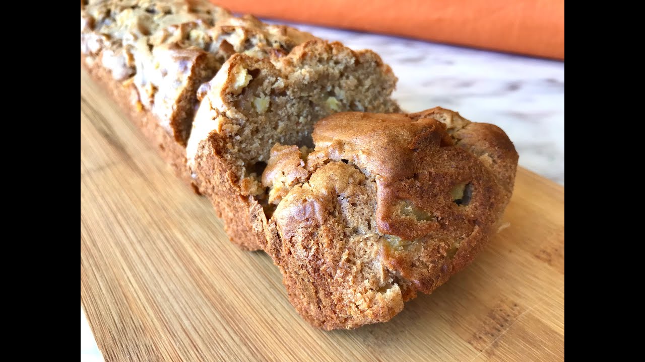 Rye, apple and almond cake