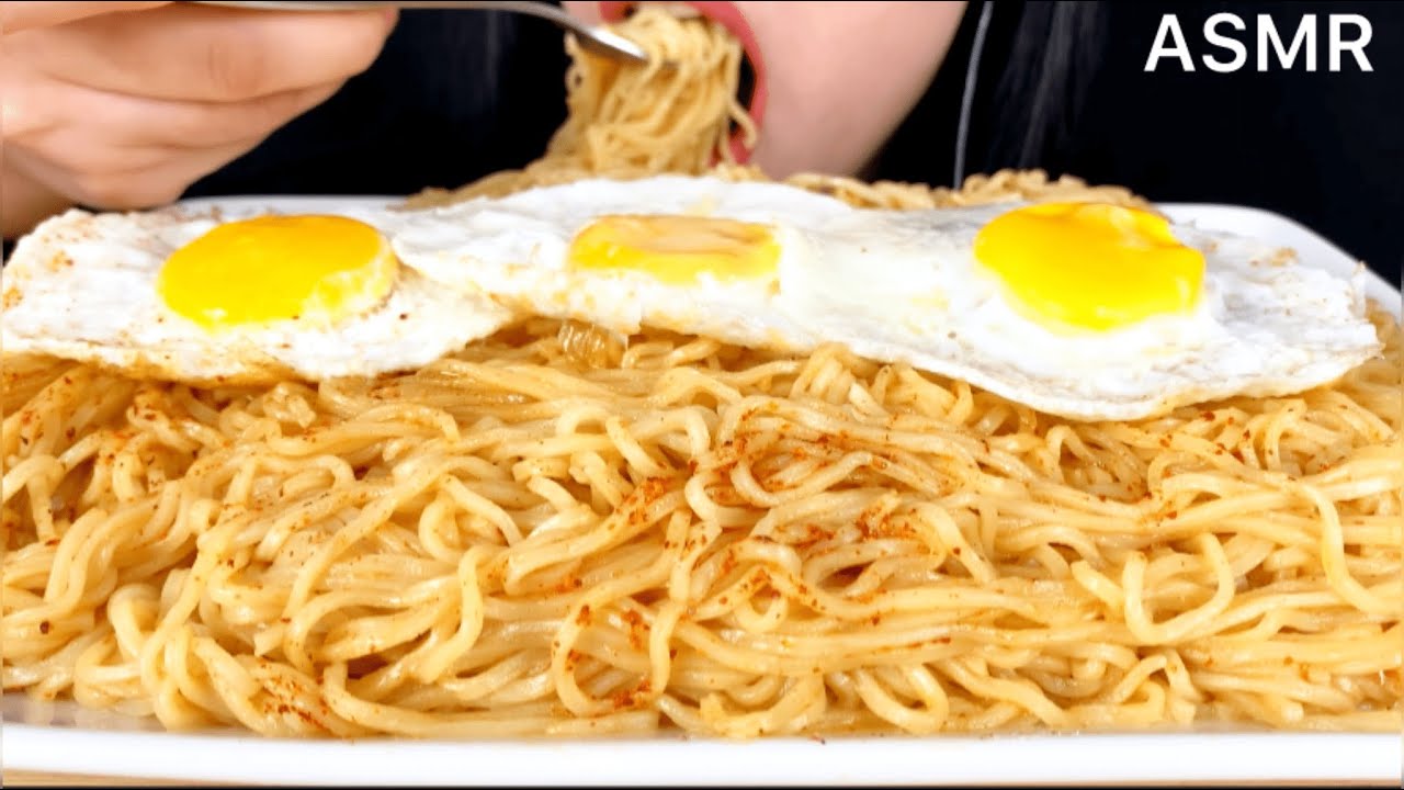 ASMR INDOMIE MI GOREN NOODLES FRIED EGGS | MUKBANG (No Talking) EATING SOUNDS