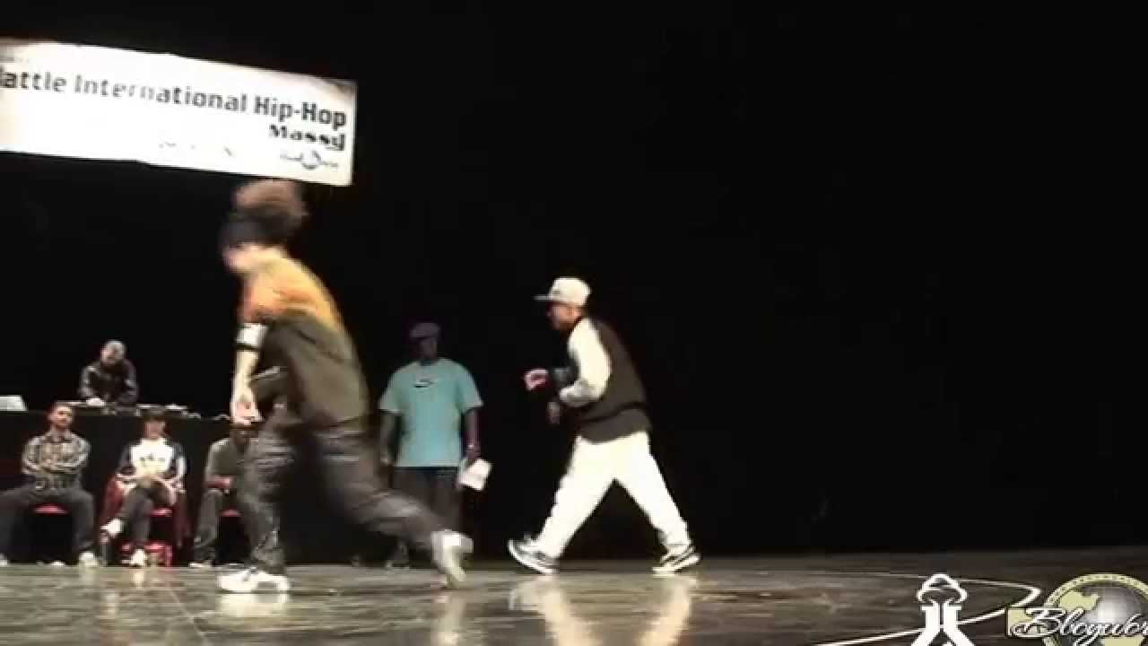 Narumi vs Hill // Battle humanitaire de hip-hop de Massy 2011