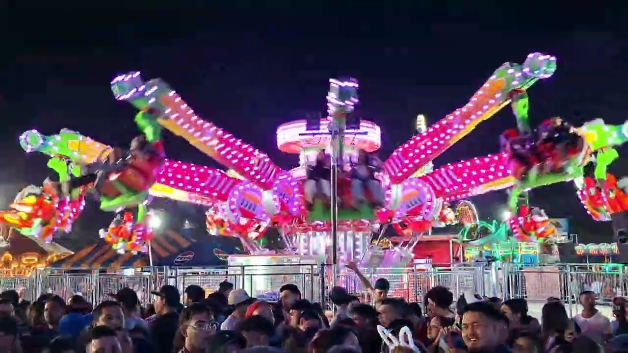 Campo de la feria en San salvador fiestas agostonas en honor al divino salvador del mundo 🙏
