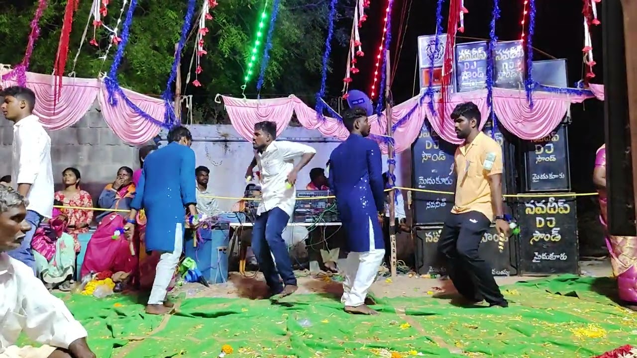 వంశీ DJ కోలాటం ప్రొద్దుటూరు 9390171532 మా  గజ్జల పూజ లో జారిందామా జారిందామా సాంగ్
