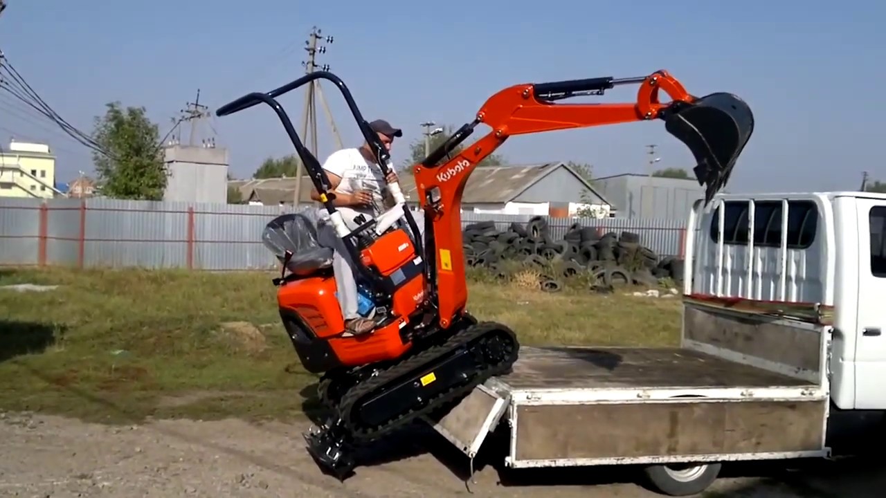 Японский мини экскаватор Kubota K008