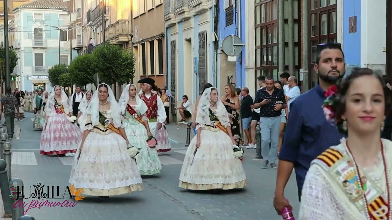 Flores para la Virgen de la Asunción, Patrona de Jumilla.