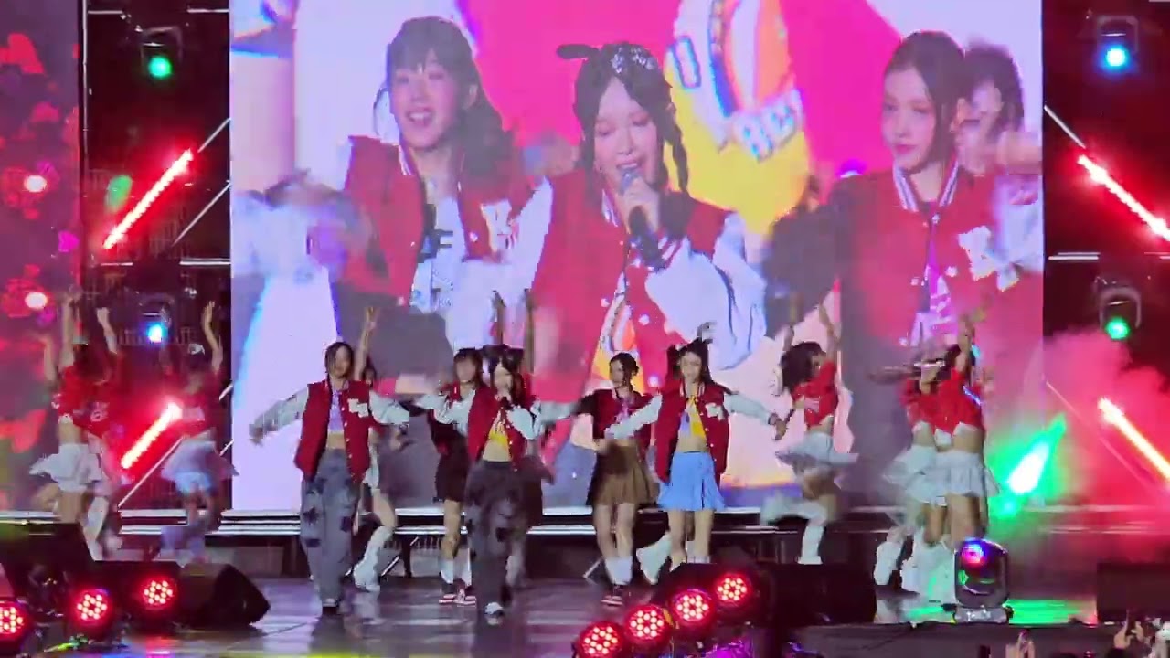 20230915 뉴진스 New Jeans 경희대 축제 본무대 Full version (Ditto, Super shy, ETA)