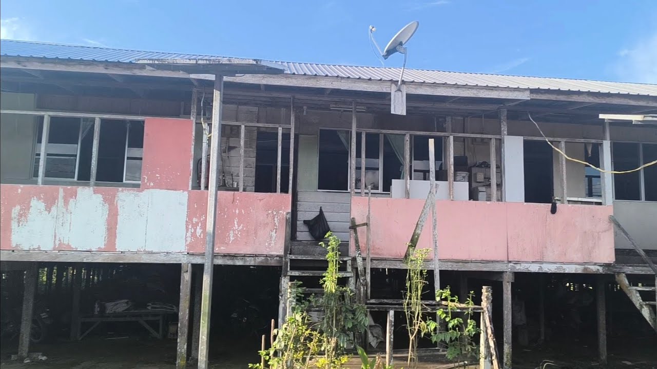 Ngulu Ikak Rangka Nemuai Nggai Menua Muding Pantu Sri Aman//Rumah Achang Ibol
