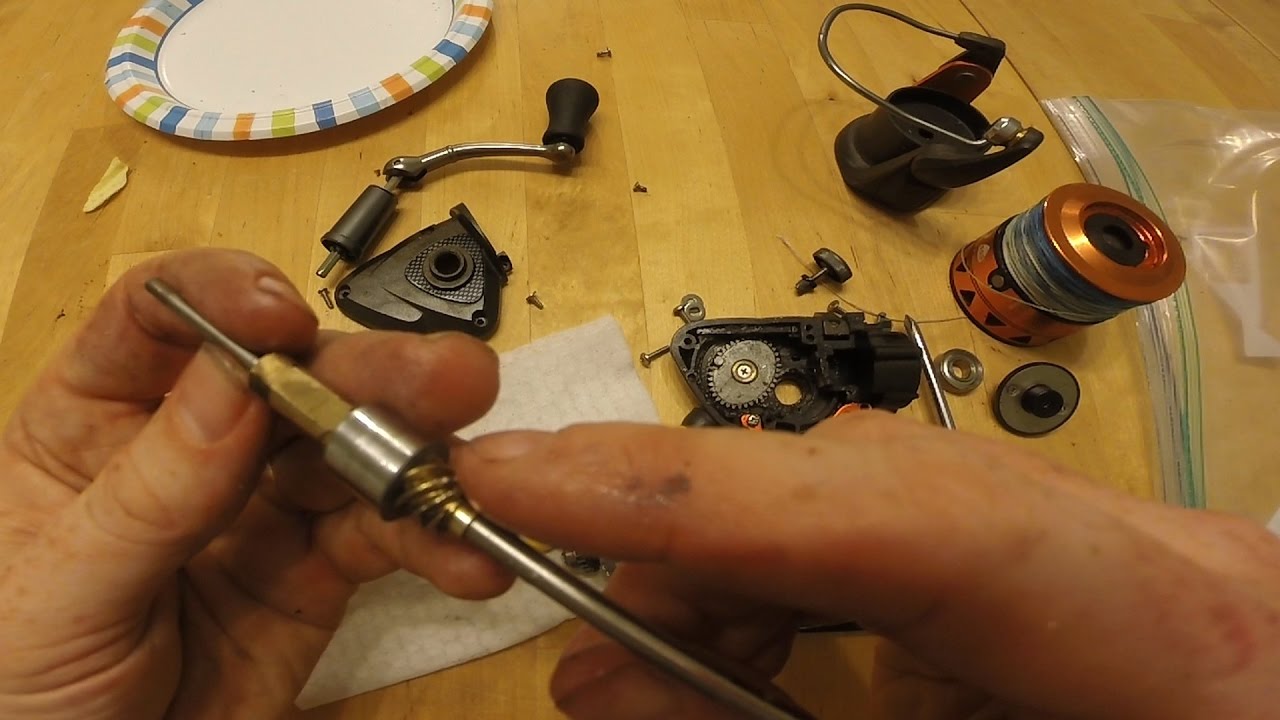 Fishing Reel Autopsy  - What's inside a fishing reel? taking apart a Okuma Trios 55s