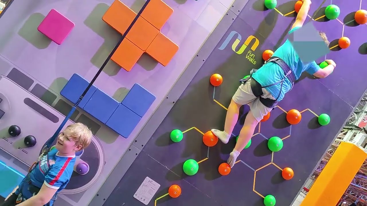 Stacja Grawitacja - Czy warto p&oacute;jść?