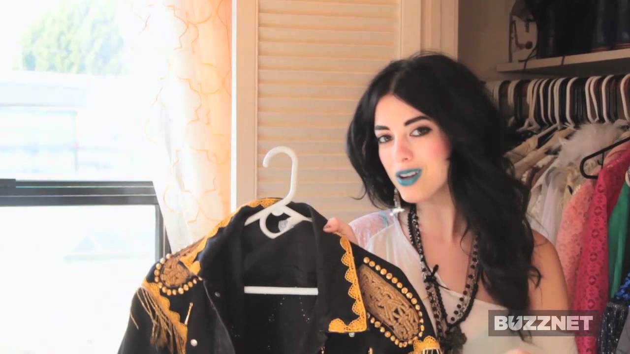 Closet Case - Lola Blanc