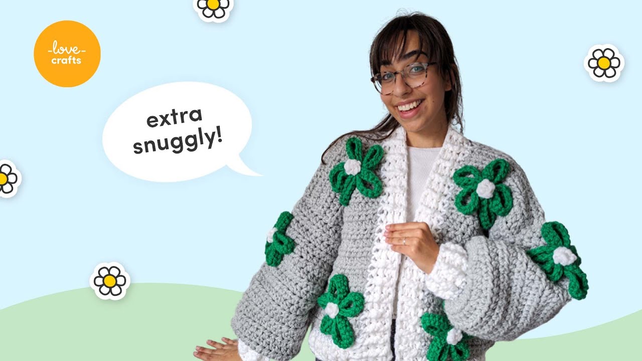 Crochet this SUPER chunky cardigan 🧶 with OR without the daisies 🌼