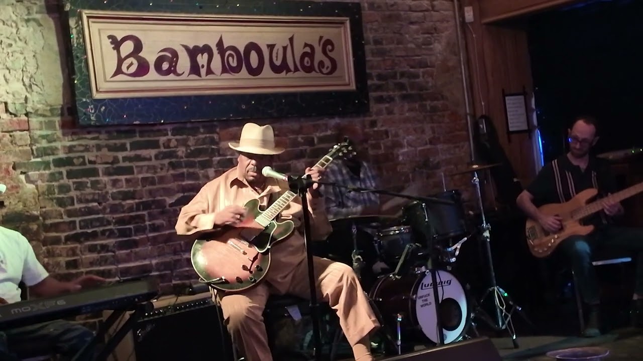 Les Getrex at Bamboulas in New Orleans performs Muddy Waters' 