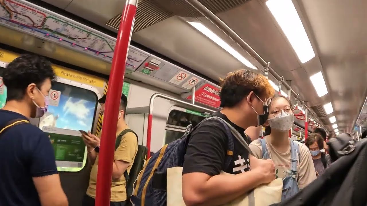 Hong Kong, MTR ride from Causeway Bay to Fortress Hill