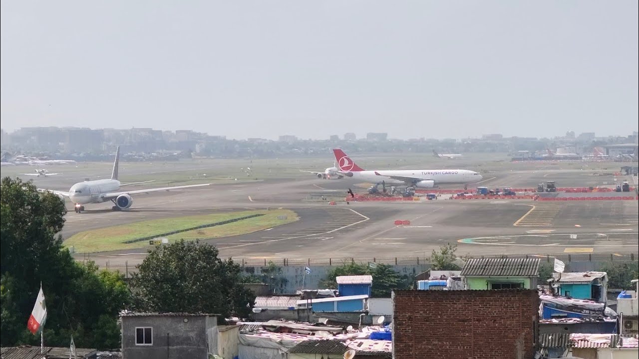 Mumbai Ka Ek Aisi Jagah Jahan Se Dikhta Hai Pura Runway Dekhiae Kaise Takeoff Karta Hai Aur Landing 