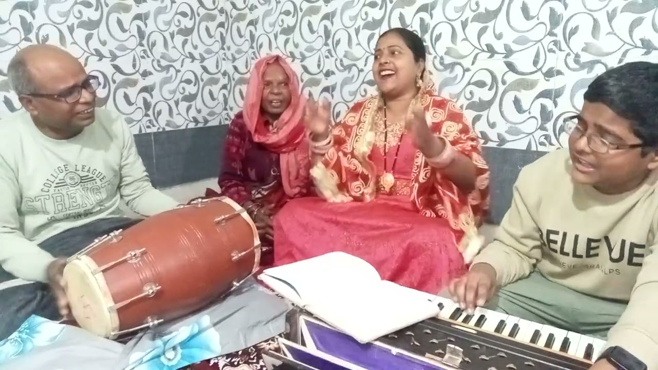 होलिया में उड़े रे गुलाल कहियो रेमंगेतर से बहुत ही धमाकेदार होली गीत पर धमाकेदार हारमोनियम के साथ