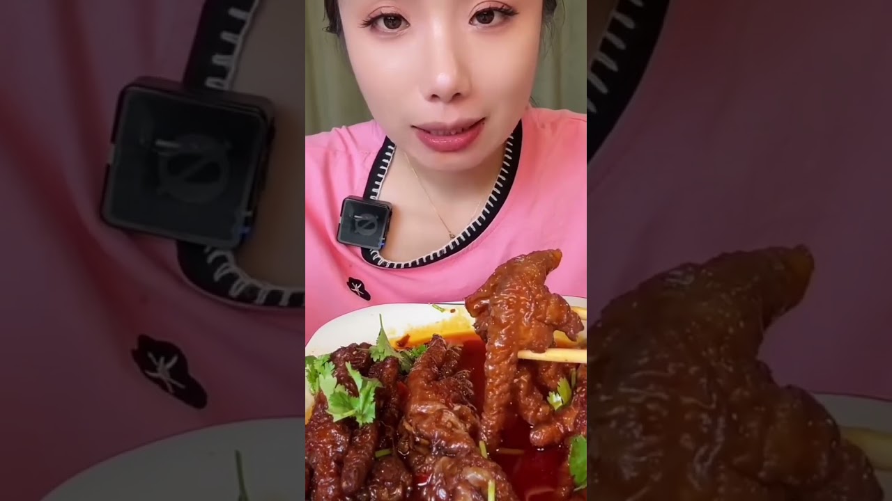 Yummy Spicy Food Mukbang Eating Fried Pork Ribs With Sausage And Green Vegetables 🤣