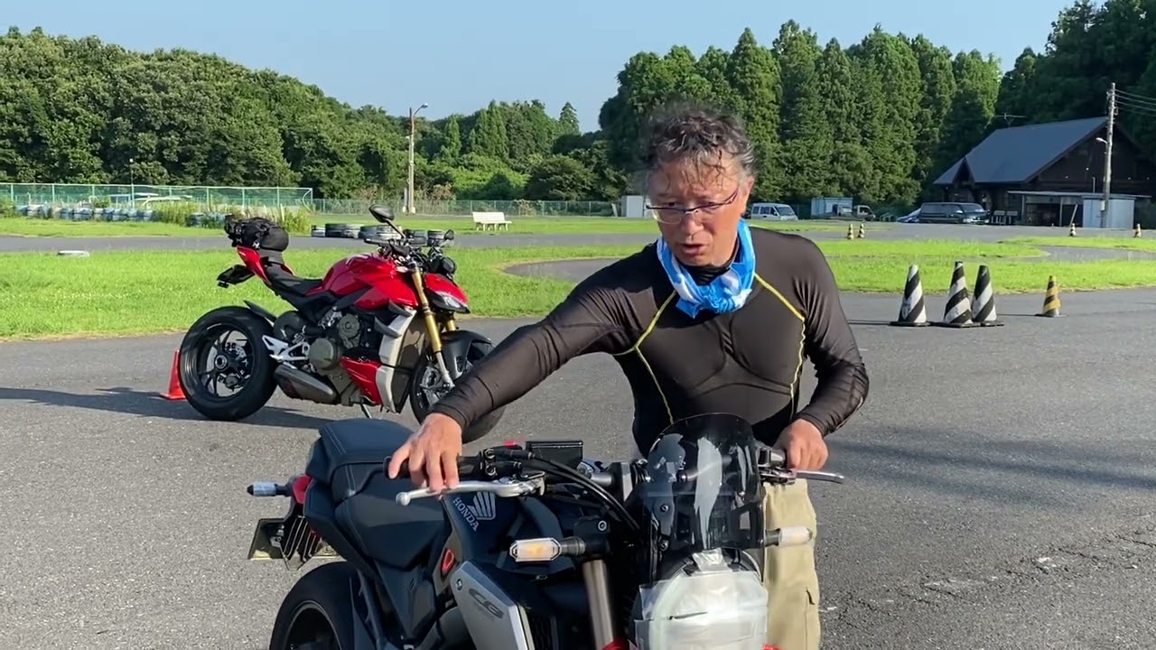 N-VANにバイクを積む‼️ CB650R