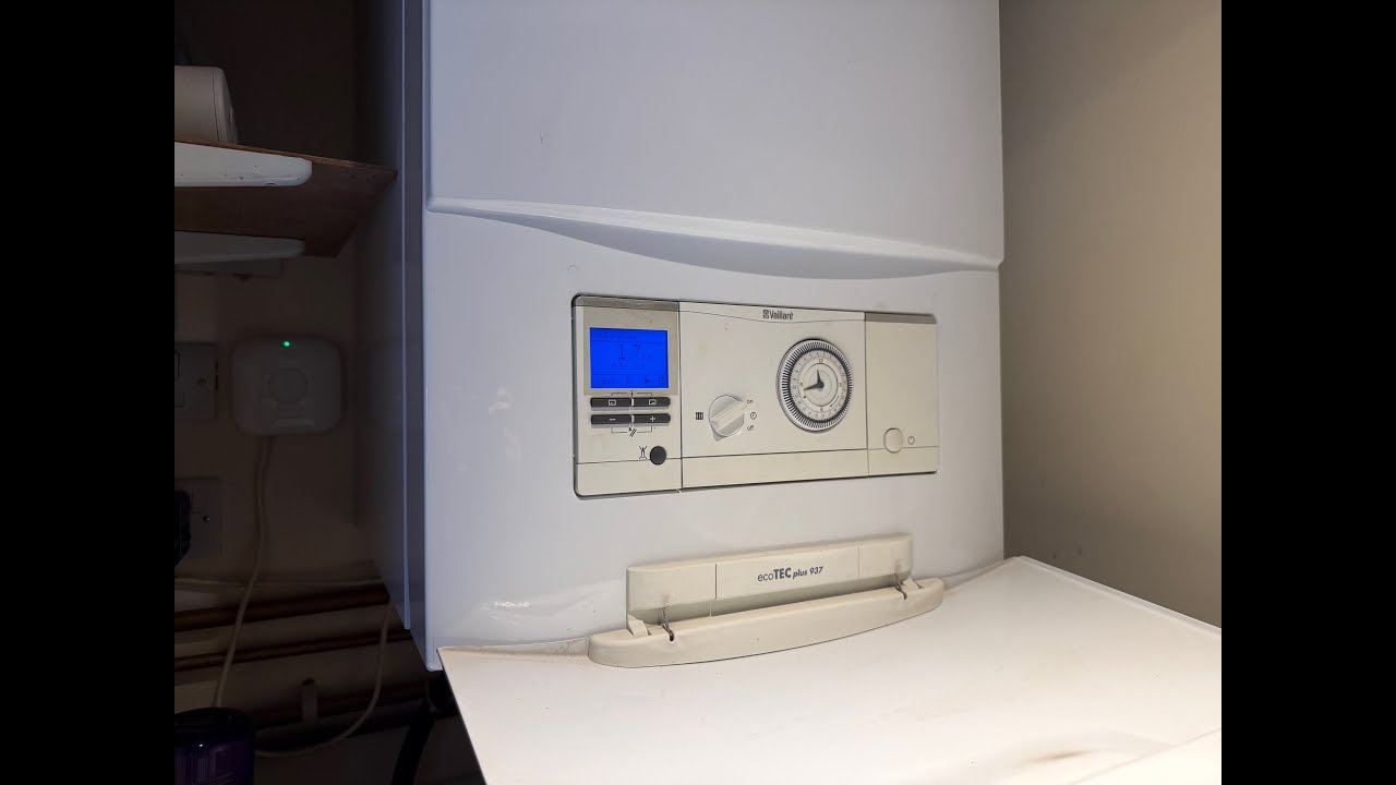Vaillant ecoTEC plus 937 - How to top up water pressure