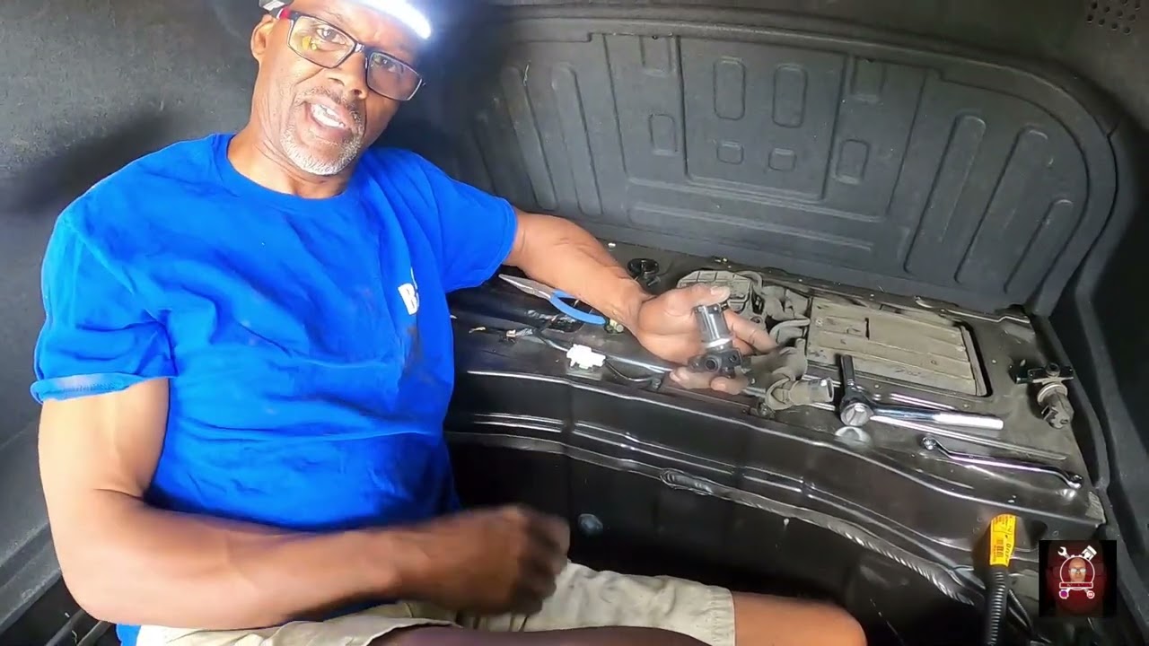 2011 Equus EVAP Canister Vent Controller Removed and Replaced