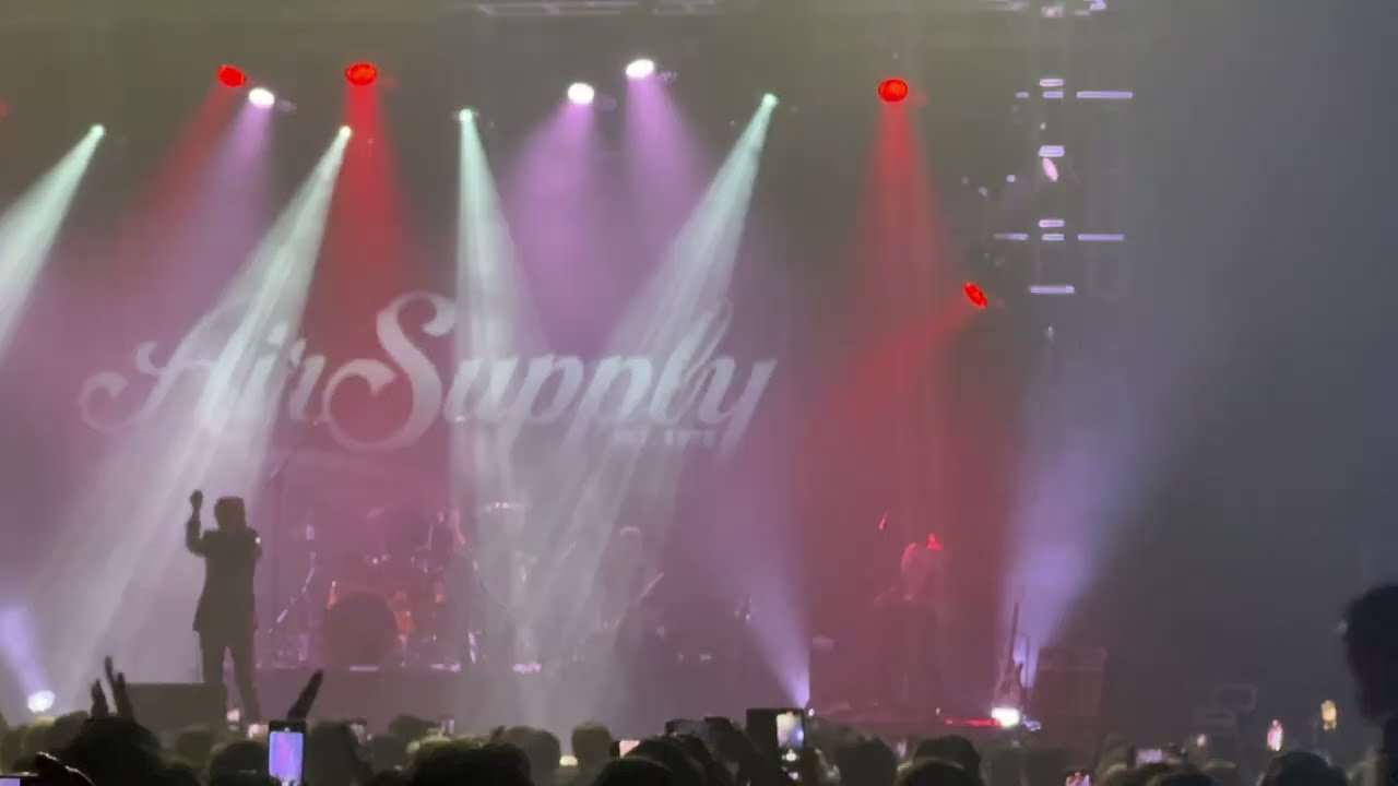 [4K] [DEC.09,2024] FULL AIR SUPPLY - LOST IN LOVE EXPERIENCE CEBU PHL #airsupply #fyp #viralvideo