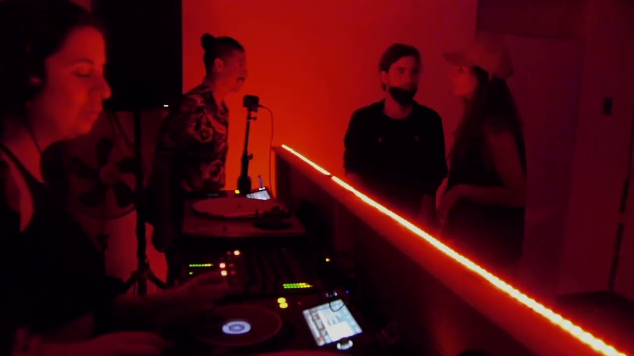 Michelle Tijoux b2b Claudio Solis 2.2