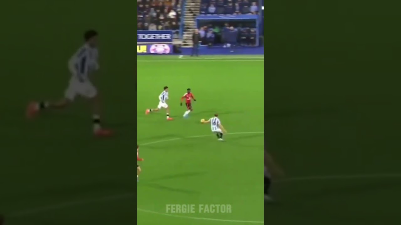 Sekou Kone vs Huddersfield #mufc #ggmu #manutd #football #shorts #manchesterunited #prospect #talent