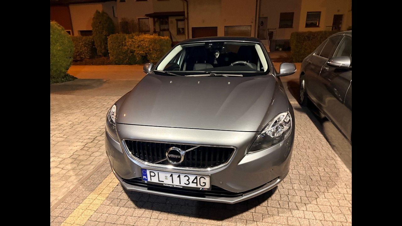 Sprzedam Volvo V40 D3 2017