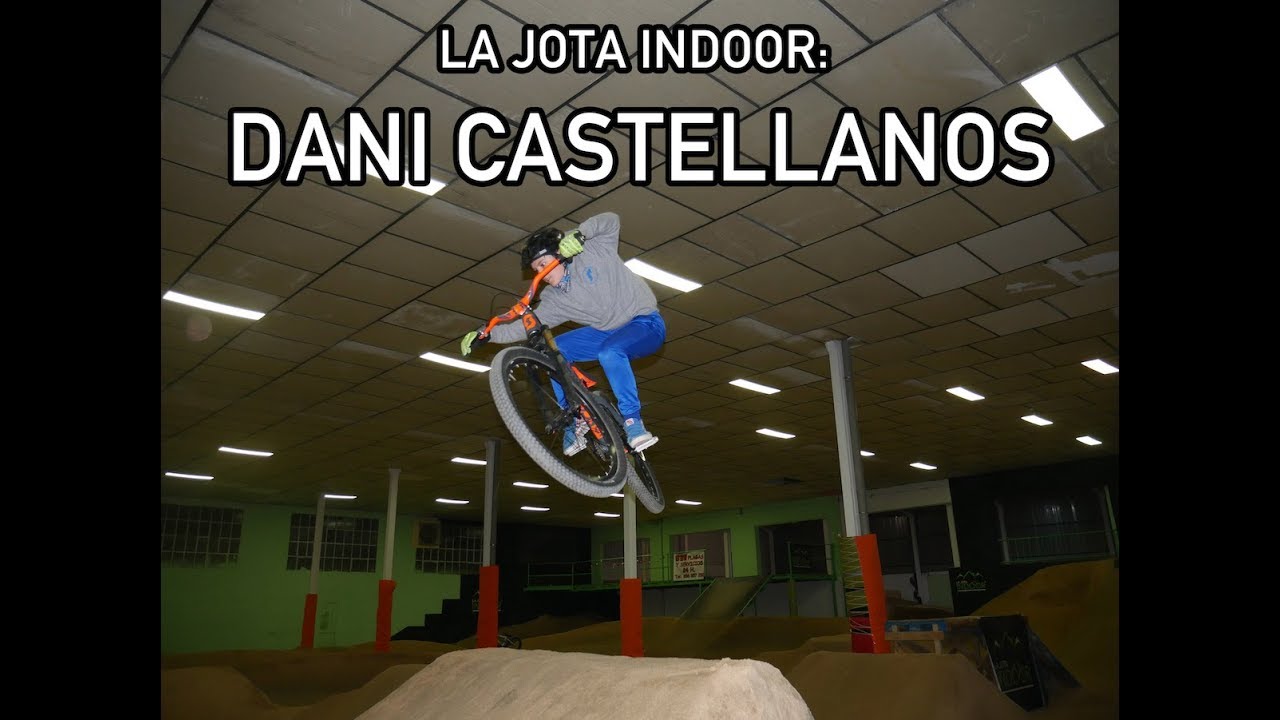 Dani Castellanos en La Jota Indoor por Navidad
