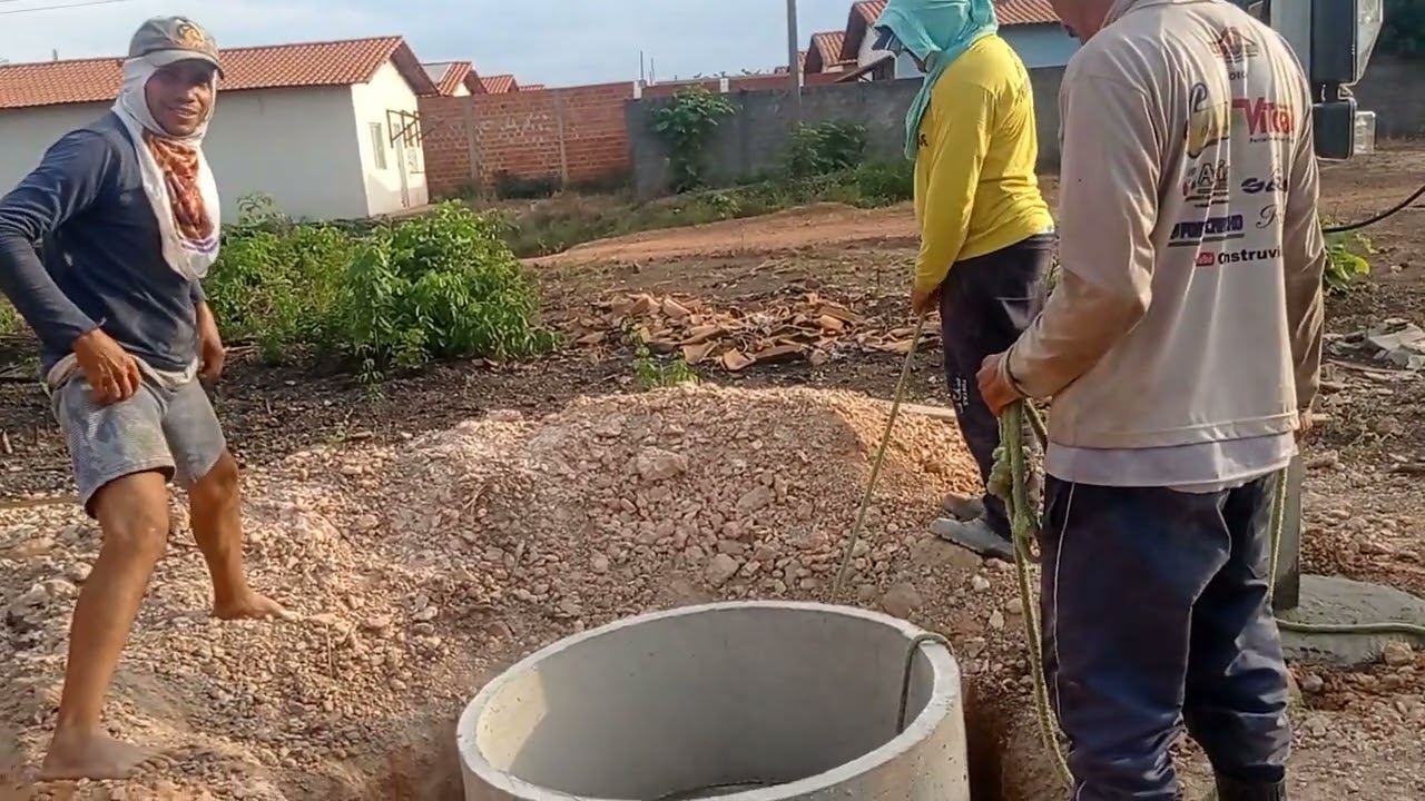 COMO COLOCAR MANILHA NA FOSSA CORRETAMENTE?
