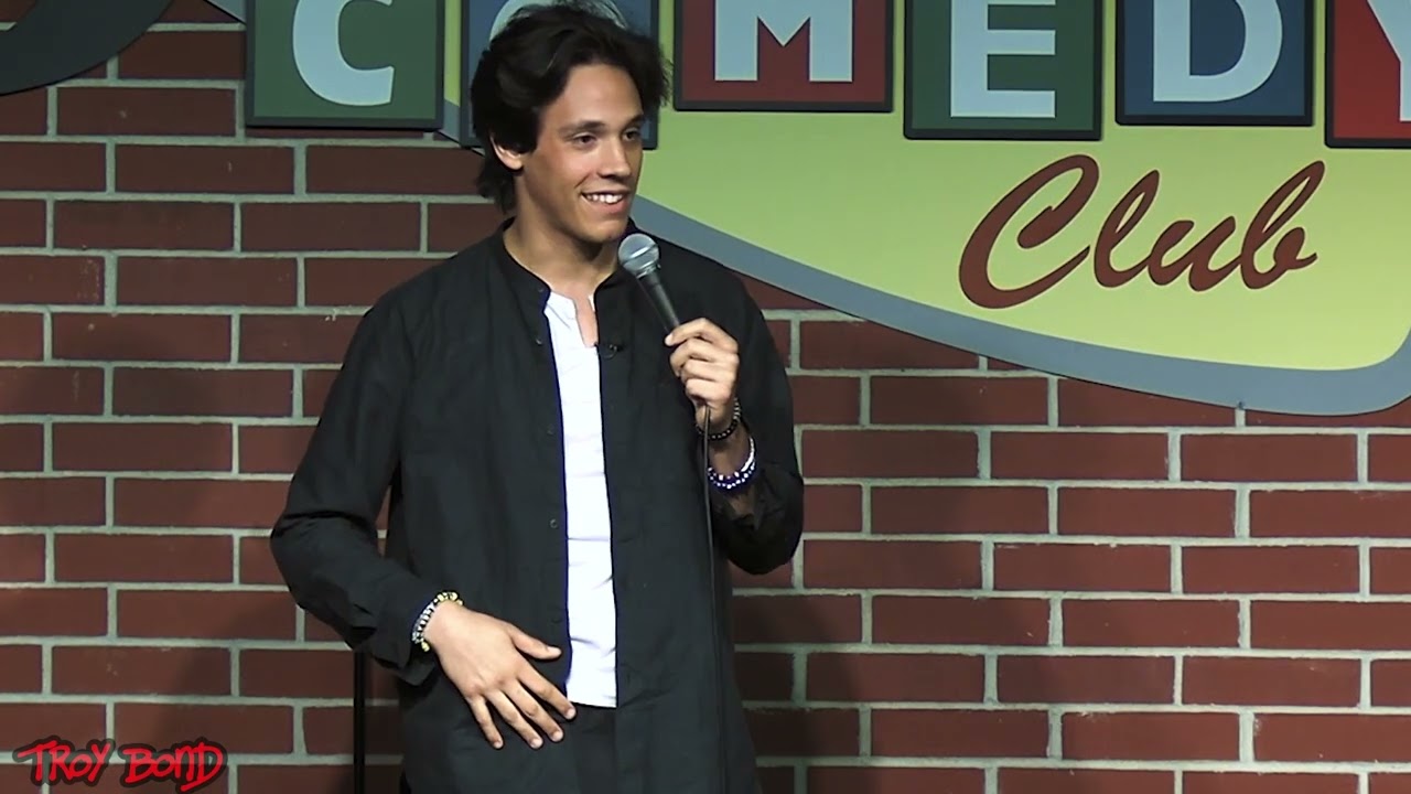 Mom Hoe Stories | Troy Bond Standup