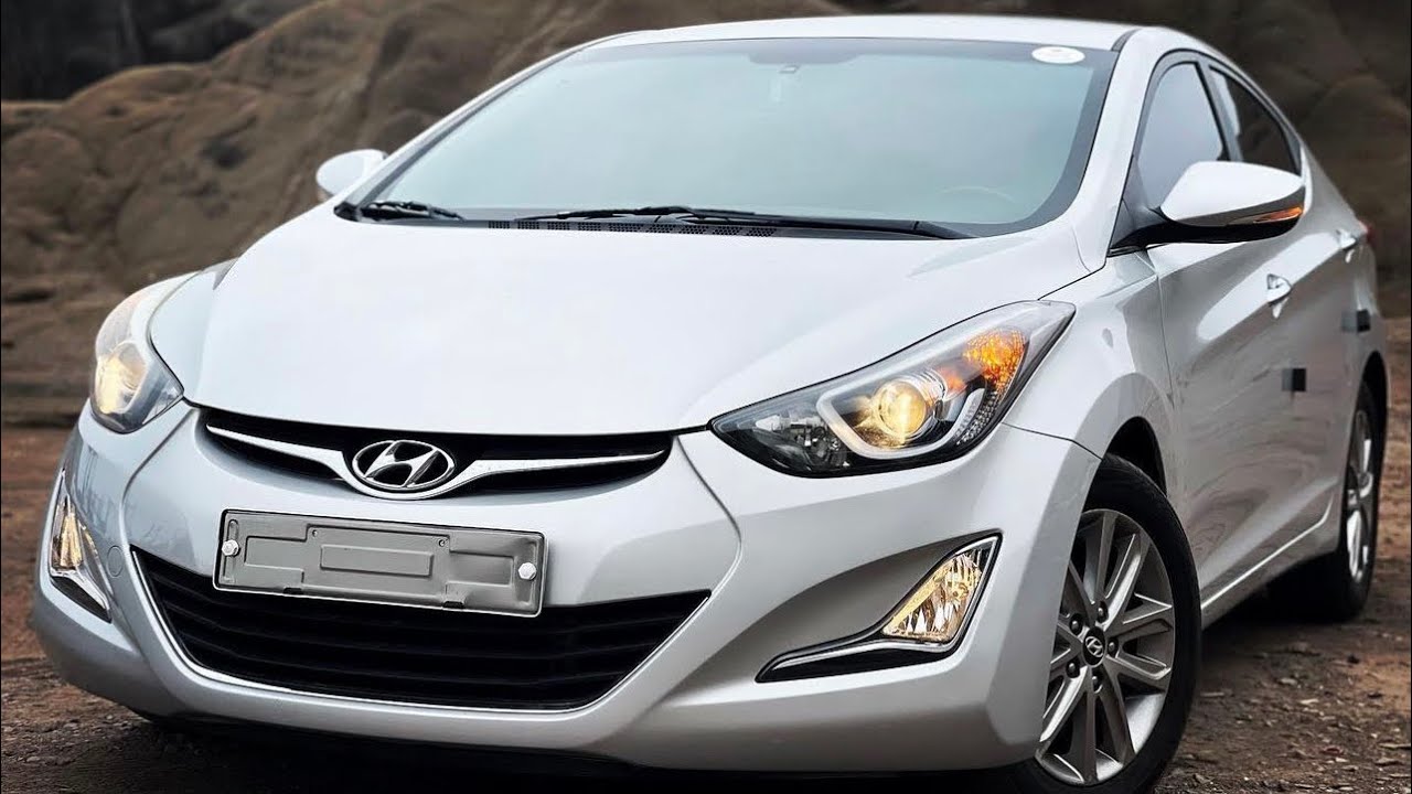 Hyundai Avante 2015 @autoskashiquique-mkrmotorsltda