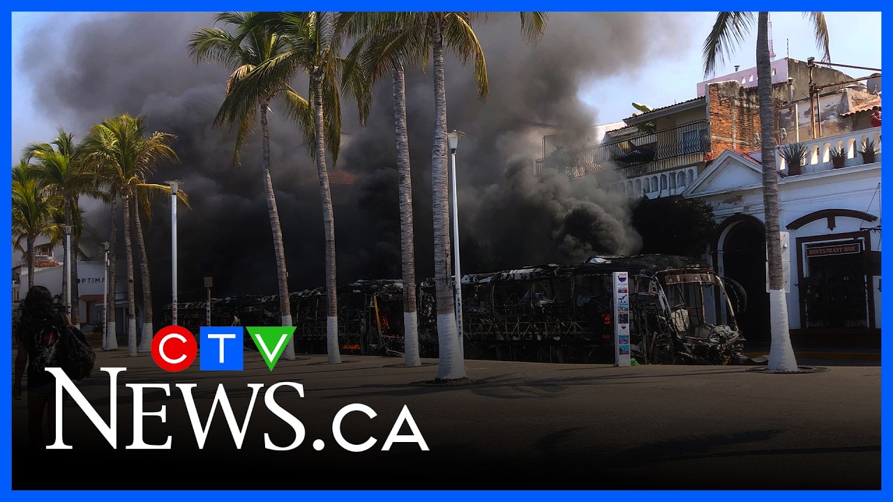 Ottawa travellers weigh risks as flights to Puerto Vallarta resume