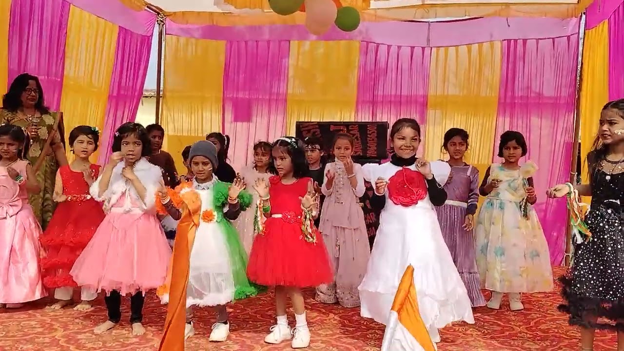 वाह टमाटर बड़े मजेदार 🥳🤗